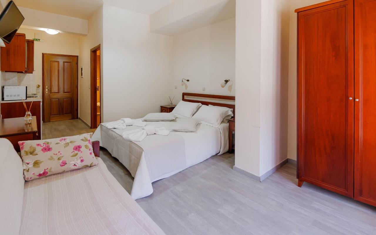 Zorbas Apartments بارغا المظهر الخارجي الصورة
